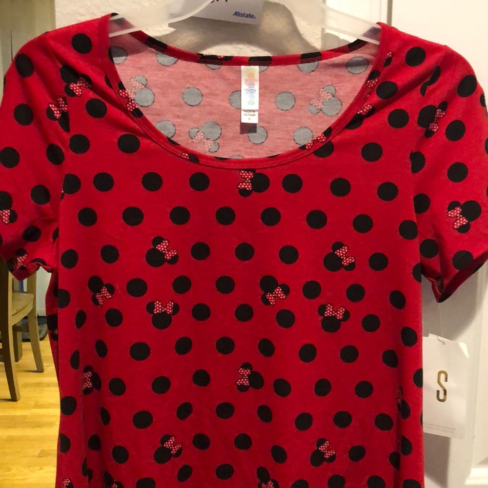 Lularoe classic t Disney Minnie Bnwt Small